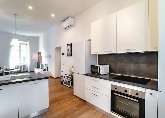 Sandy - By Myhomeincomo Appartamento *