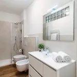 Appartamento Sandy - By Myhomeincomo